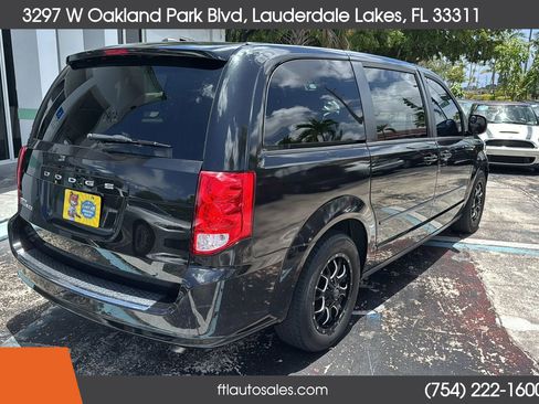 Used 2016 Dodge Grand Caravan SE w/ Quick Order Package 29E SE image 10
