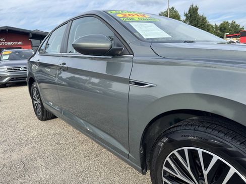 Used 2019 Volkswagen Jetta SEL FWD image 11