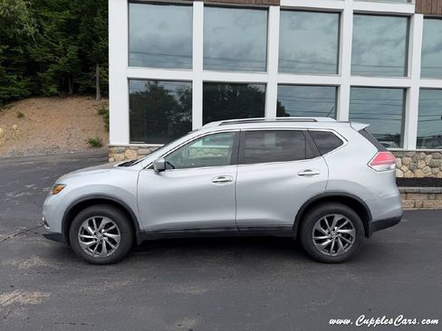 Used 2015 Nissan Rogue SL AWD/4WD image 12
