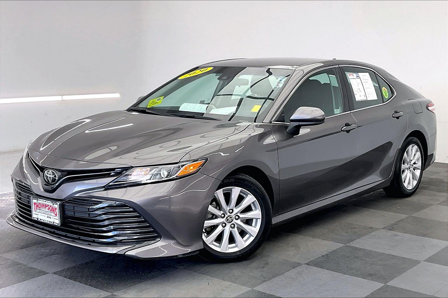 Used 2020 Toyota Camry LE FWD image 12