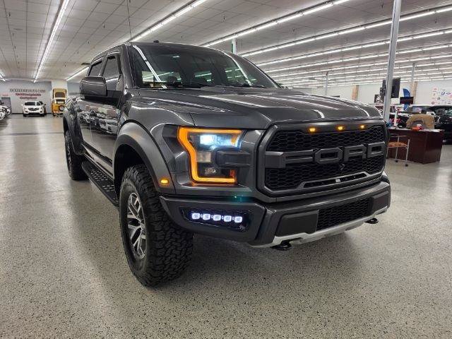 Used 2018 Ford F150 Raptor w/ Equipment Group 802A Luxury AWD/4WD image 4