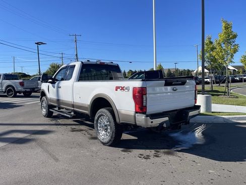Certified 2021 Ford F350 Lariat w/ Chrome Package AWD/4WD image 3