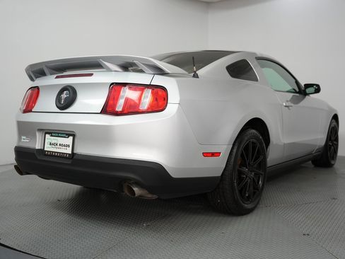 Used 2012 Ford Mustang Coupe image 9