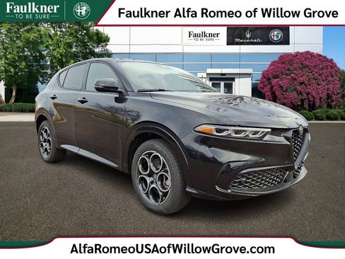 New 2025 Alfa Romeo Tonale image 1