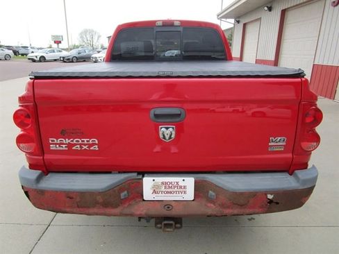 Used 2007 Dodge Dakota SLT w/ Trailer Tow Group AWD/4WD image 8