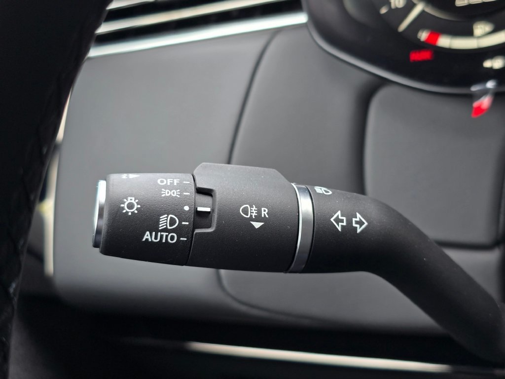 New 2027 Land Rover Range Rover Sport Dynamic SE AWD/4WD image 27