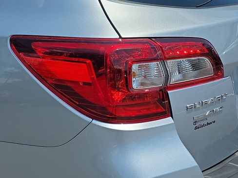 Used 2017 Subaru Outback 2.5i Limited AWD/4WD image 34