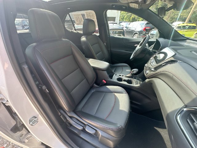 Used 2023 Chevrolet Equinox RS w/ RS Leather Package AWD/4WD image 33