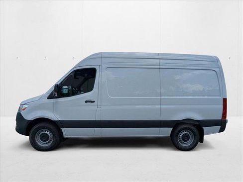 New 2025 Mercedes-Benz Sprinter 2500 image 5