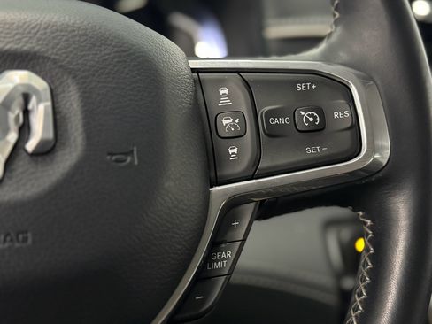 Used 2024 RAM 1500 Limited AWD/4WD image 24
