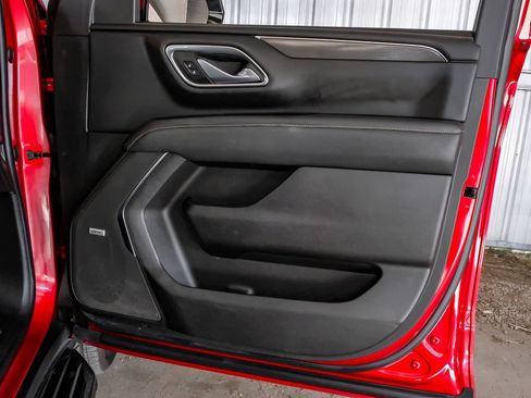 Used 2021 GMC Yukon AT4 w/ Rear Media and Nav Package AWD/4WD image 47