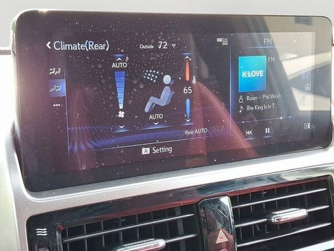 Used 2023 Lexus GX 460 Luxury image 17