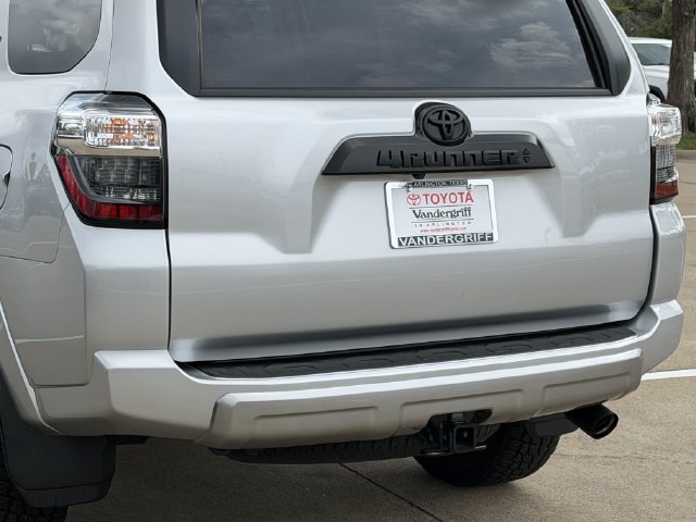 Certified 2024 Toyota 4Runner TRD Off-Road Premium w/ Off Road Premium Plus Package AWD/4WD image 6