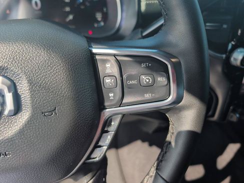 Used 2026 RAM 2500 Laramie AWD/4WD image 20