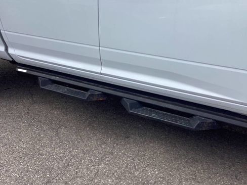 Used 2017 RAM 2500 SLT image 12