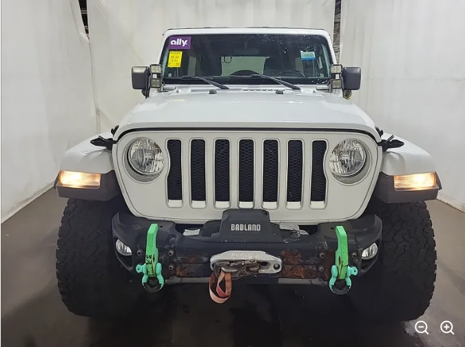 Used 2020 Jeep Wrangler Unlimited Sahara w/ Cold Weather Group AWD/4WD image 5