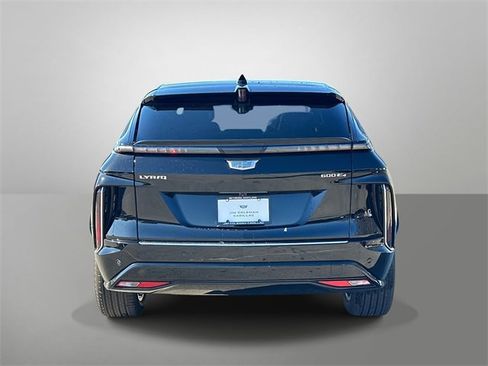 Used 2026 Cadillac Lyriq Luxury image 15