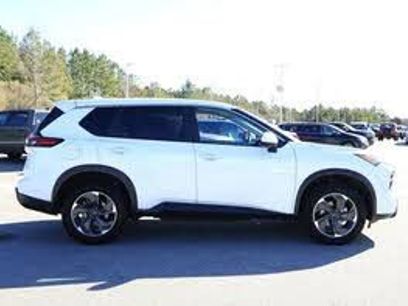 Used 2024 Nissan Rogue SV