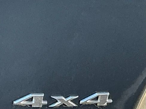 Used 2021 Jeep Cherokee Latitude Lux w/ Comfort/Convenience Group image 5