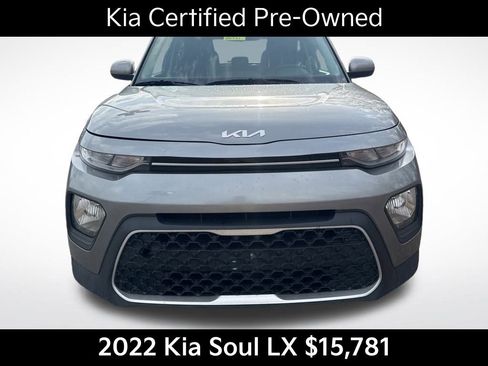 Certified 2022 Kia Soul LX w/ Technology Package image 9