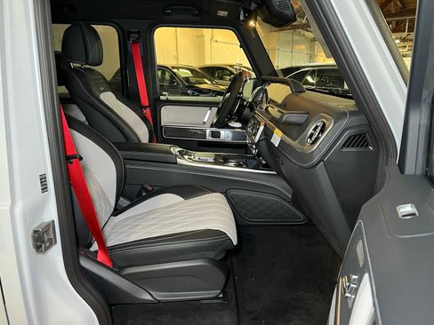 New 2025 Mercedes-Benz G 63 AMG 4MATIC image 12