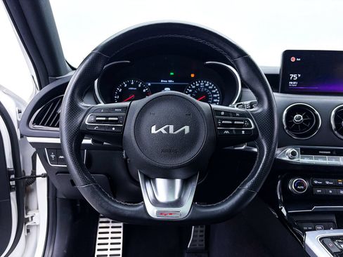 Used 2022 Kia Stinger GT2 AWD/4WD image 31