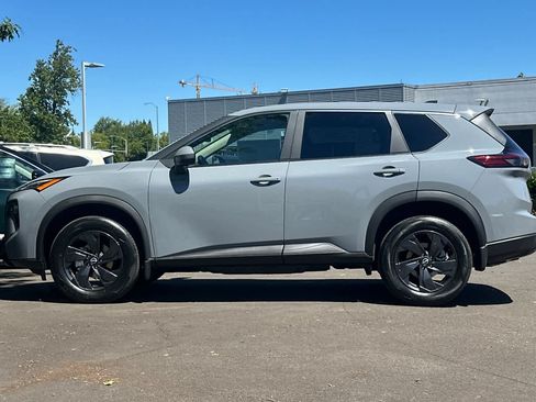 New 2026 Nissan Rogue SV AWD/4WD image 5