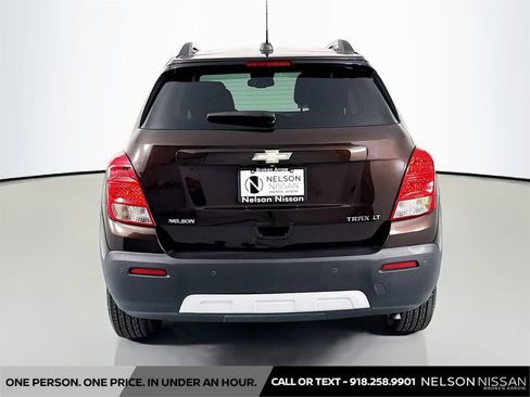 Used 2016 Chevrolet Trax LT w/ LT Convenience Package FWD image 6