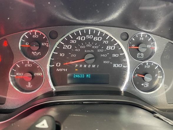 Used 2024 Chevrolet Express 3500 w/ Power Convenience Package RWD image 15