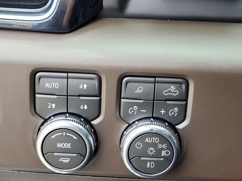 New 2026 GMC Sierra 1500 Denali w/ Denali Reserve Package AWD/4WD image 27