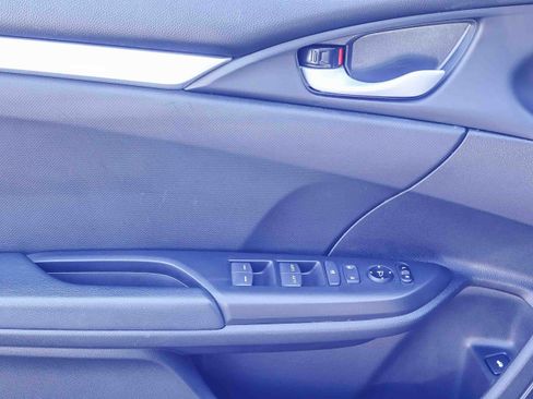 Used 2021 Honda Civic Sport image 9