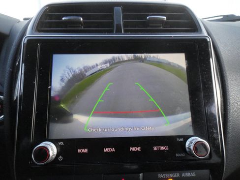 Used 2021 Mitsubishi Outlander Sport SE image 14