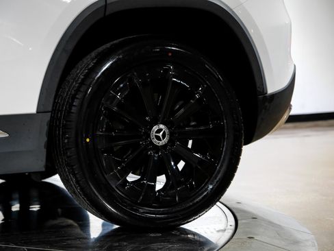 Used 2023 Mercedes-Benz GLA 250 w/ Premium Package image 58