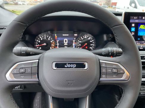 New 2026 Jeep Compass Limited image 12