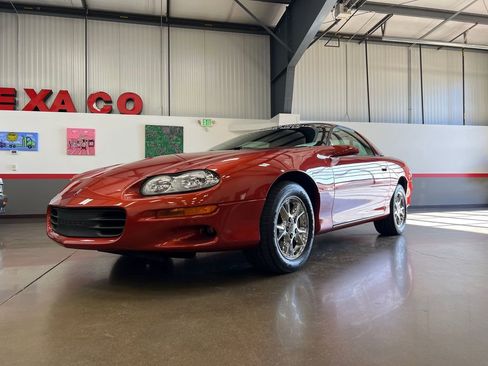 Used 2002 Chevrolet Camaro Z28 w/ Preferred Equipment Group image 28
