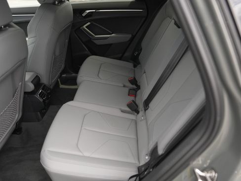 New 2025 Audi Q3 2.0T Premium image 19