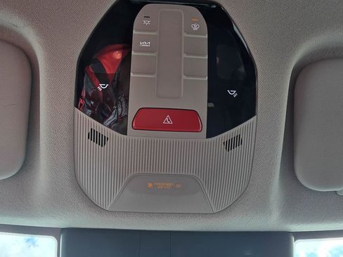 Used 2025 Kia K4 FWD image 25