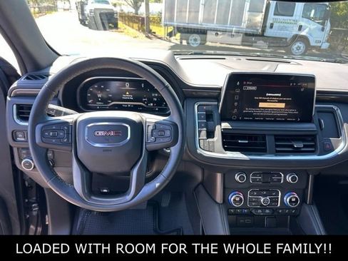 Used 2023 GMC Yukon AT4 w/ AT4 Premium Package AWD/4WD image 15