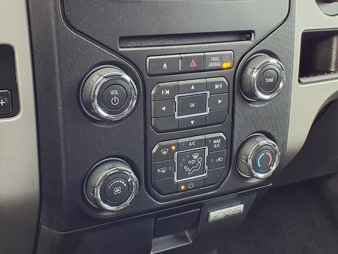 Used 2013 Ford F150 XLT w/ Luxury Equipment Group image 10