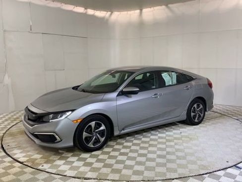 Used 2019 Honda Civic LX image 4