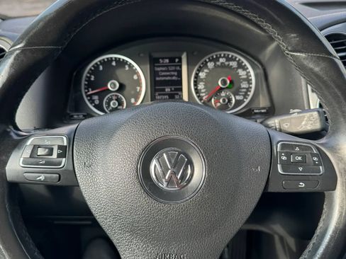 Used 2017 Volkswagen Tiguan S AWD/4WD image 16