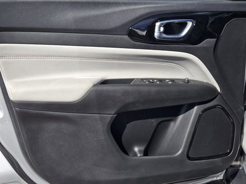 New 2026 Jeep Compass Limited AWD/4WD image 26
