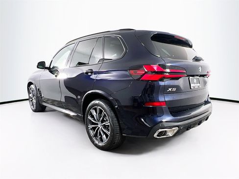 New 2026 BMW X5 xDrive40i w/ M Sport Package image 5