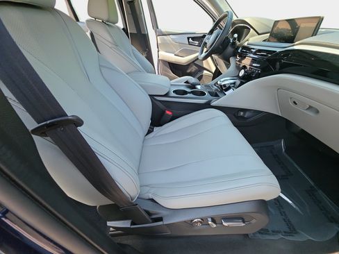 Used 2023 Acura MDX SH-AWD w/ Technology Package image 10