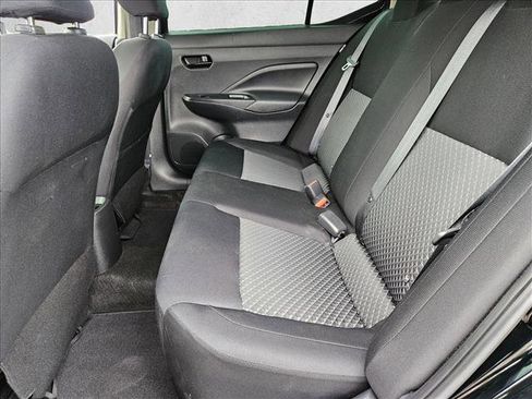 Used 2023 Nissan Versa S w/ S Plus Package FWD image 17