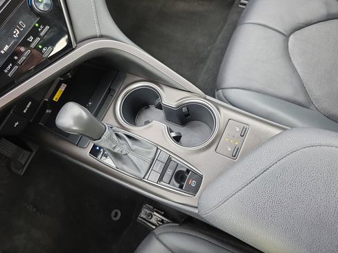 Used 2024 Toyota Camry XSE image 24