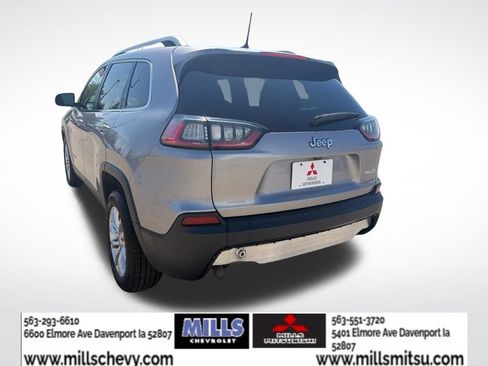 Used 2019 Jeep Cherokee Latitude w/ Popular Appearance Group FWD image 7