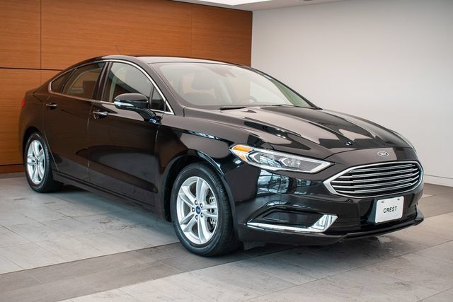 Used 2018 Ford Fusion SE w/ Fusion SE Technology Package FWD image 5