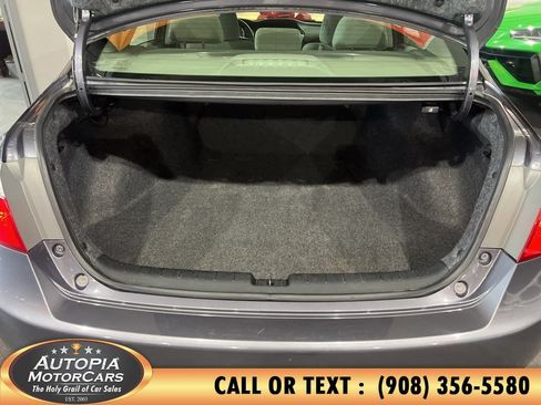 Used 2013 Honda Accord EX image 19