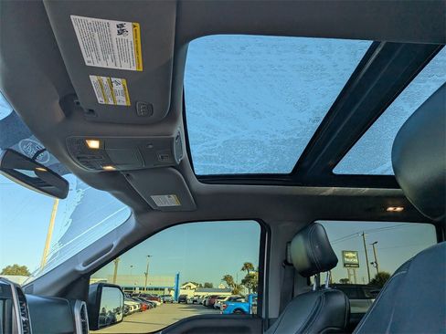 Used 2017 Ford F150 Lariat image 21